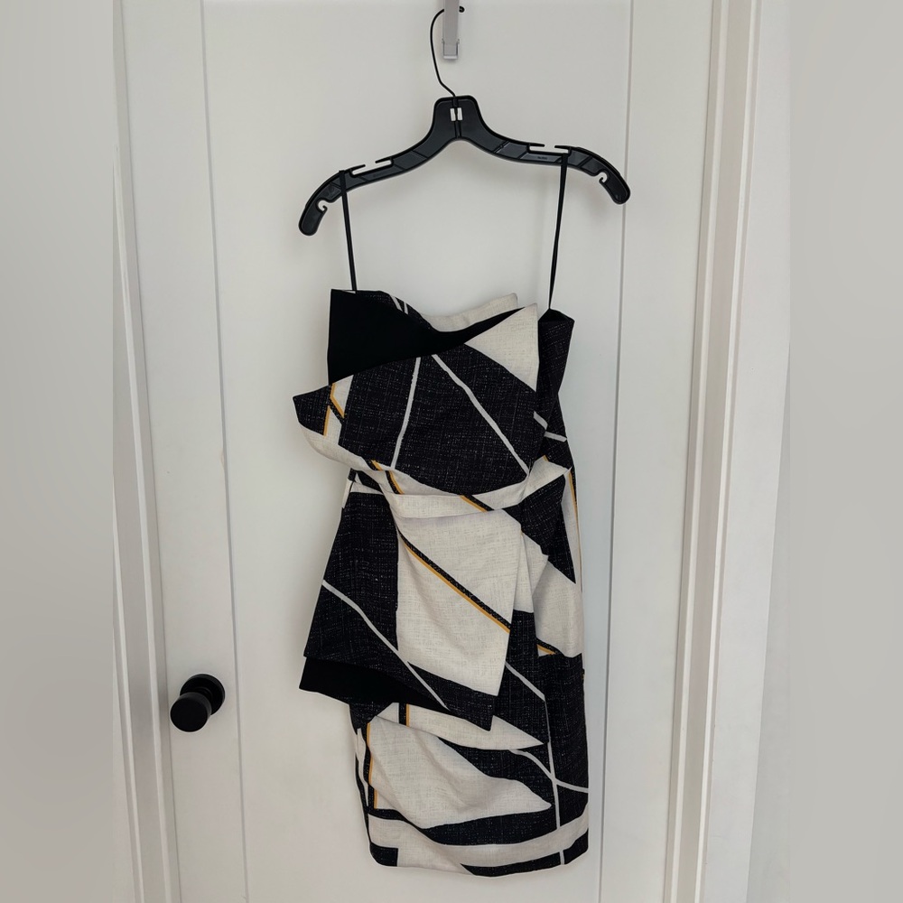 Premonition Black and White Women's Dress
